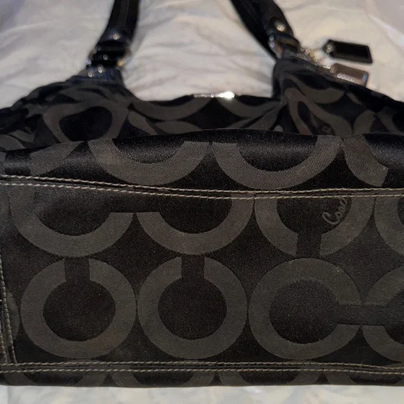 Coach Madison Maggie black sateen signature hobo bag - Picture 6 of 15